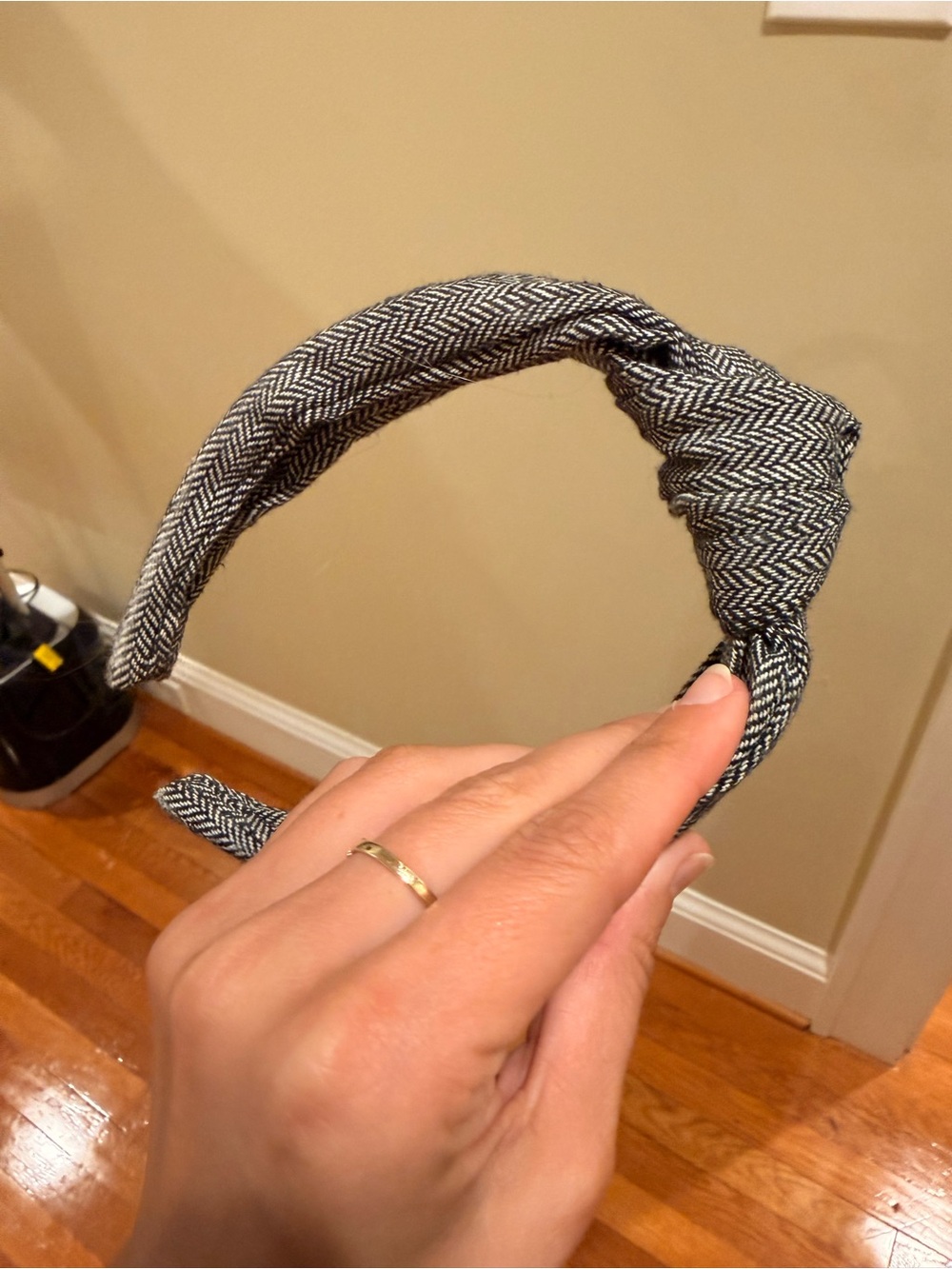 Nordstrom Black & White Knotted Herringbone Headband